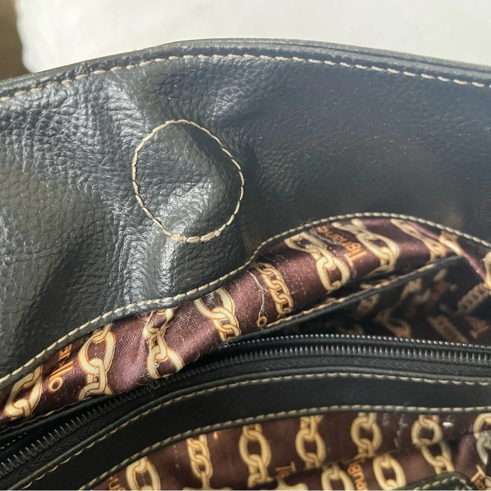 TIGNANELLO Black Pebbled Supple Leather Handbag Purse.